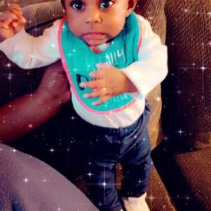 Meet your Posher, Seandra